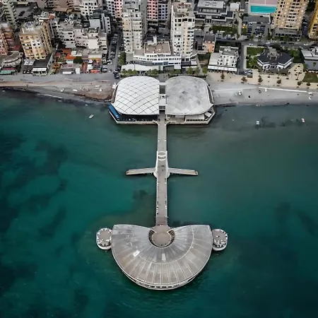 Big Seaview Apartment *